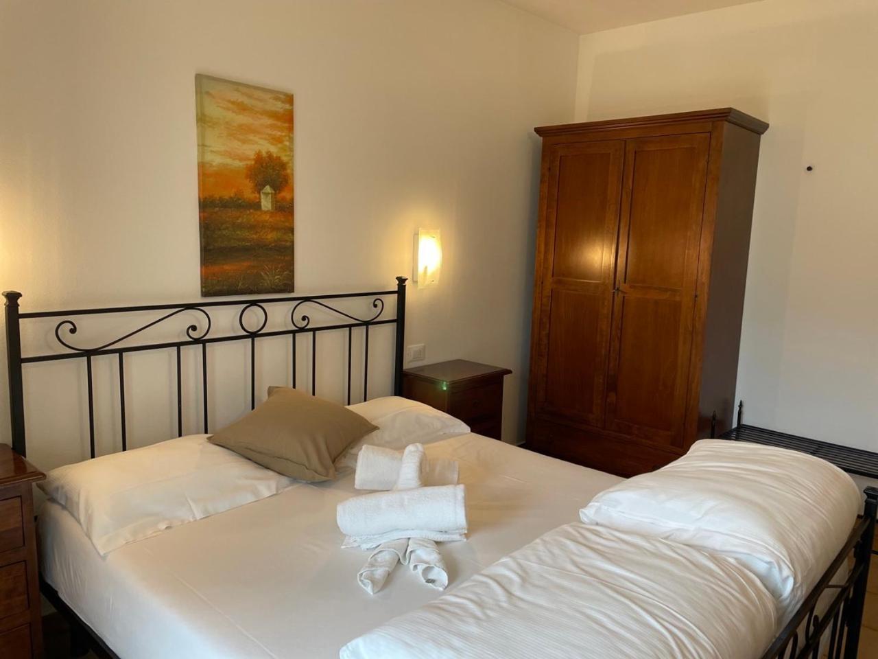 Residenza Le Due Torri Aparthotel Riva del Garda Buitenkant foto